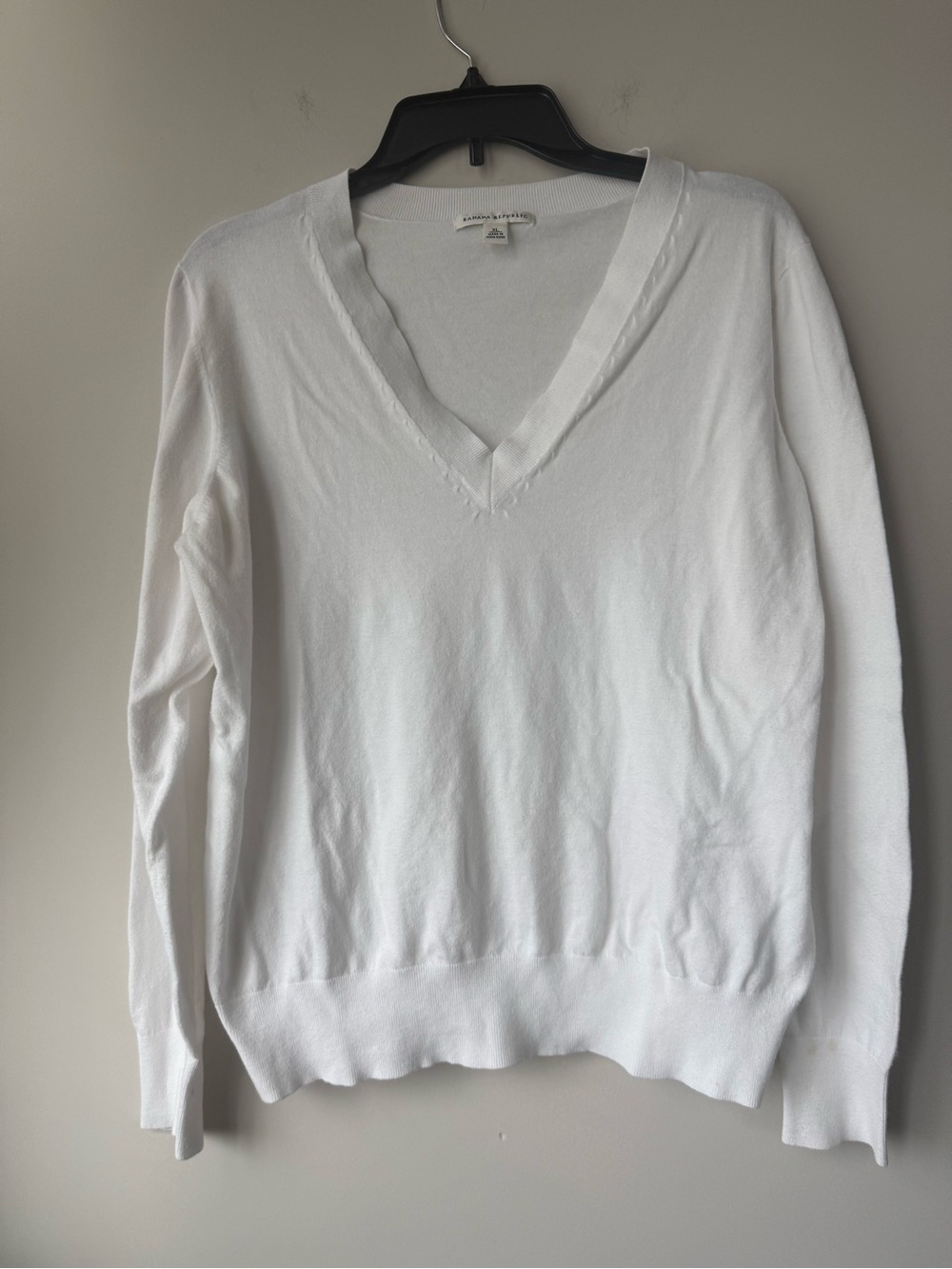 Banana Republic White Linen Blend V-Neck Sweater Size XS